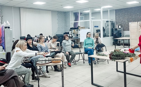 Маріупольська «Халабуда» відновила роботу у Черкасах. Які можливості тут для переселенців і місцевих