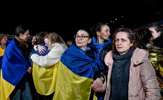 Олену Зайцеву тримали у полоні в "ДНР" понад 3 роки. Її сину загрожує до 25 років ув’язнення в росії