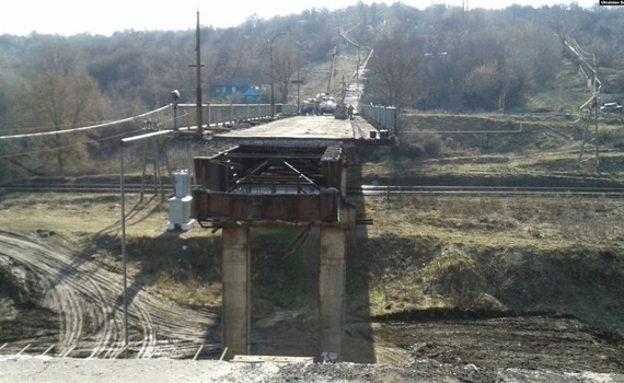 Оккупанты расстреляли за кражу брюк. Как в освобожденных городах расследуют военные преступления
