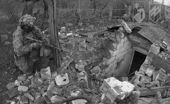 Інтернаціональний батальйон "Азову" за добу взяв у полон 18 росіян на Донеччині. Відео