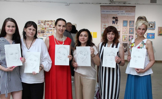 "Митці після школи" — як мистецький проєкт бучанських школярів подорожує Європою