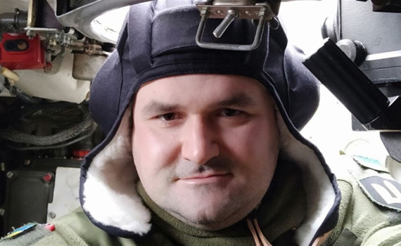 Юрій Коваль звільнятиме рідний схід на танку Leopard. Він викладав політологію, а став командиром