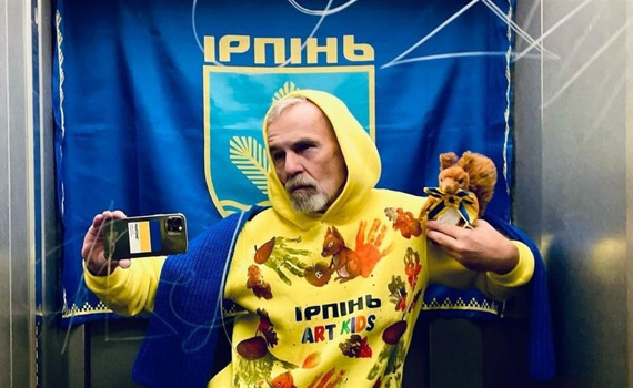 Підтримка з Берліну: німецький дизайнер Франк Вільде опублікував світлину в ірпінському худі