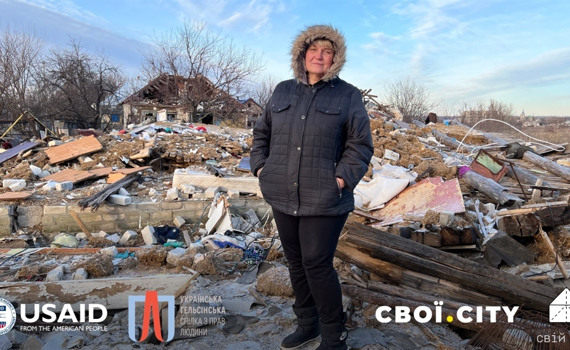 Росіяни вдарили по Зарічному. Людмила Гончарова була в гостях, у її будинку загинули мама й сусідка