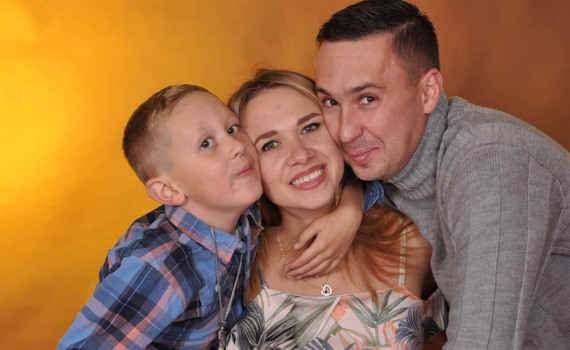 Моя дружина загинула в Старому Криму на очах у нашого сина. Вона закрила нас собою під час обстрілу