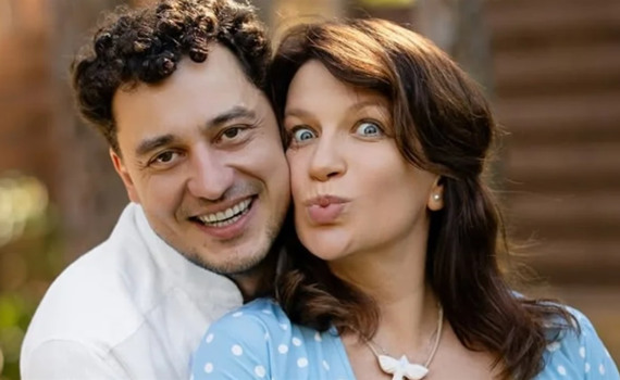 Євген Синельников вдруге став батьком, ведучий опублікував фото