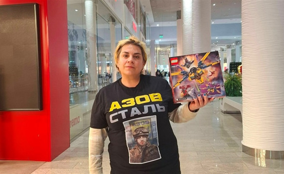 Літачок з Lego для сина загиблого "азовця". Тепла історія про Різдвяне диво