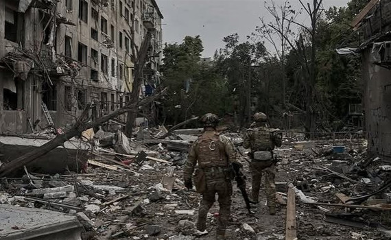 Люди у Покровську полюють на голубів і зайців. Просто щоб не померти з голоду