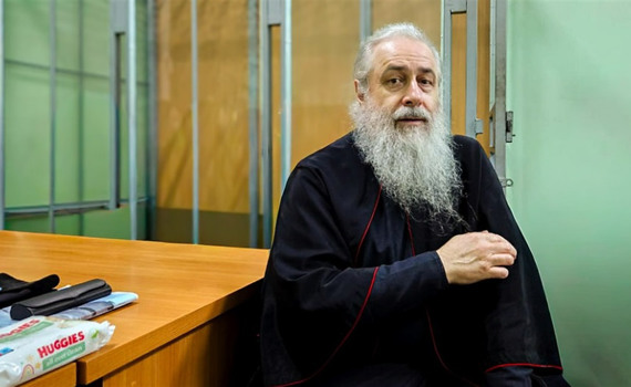 Митрополит Арсеній, намісник Святогірської лаври, подав апеляцію на рішення про арешт. Що відомо