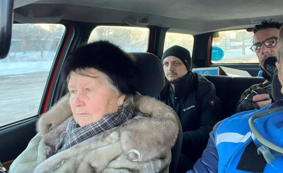 Евакуація на Донеччині ускладнюється — Євген Ткачов. Охочих виїхати стало більше