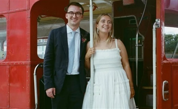 Актор, який грав Брана Старка в «Грі Престолів», одружився й поділився емоціями з фанатами