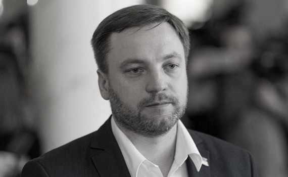 Загинув міністр МВС Денис Монастирський. Рік тому він вижив під артобстрілом під Бахмутом