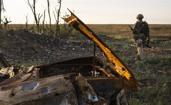 Фільм Мстислава Чернова "2000 метрів до Андріївки" номінували на престижну премію США. Що відомо