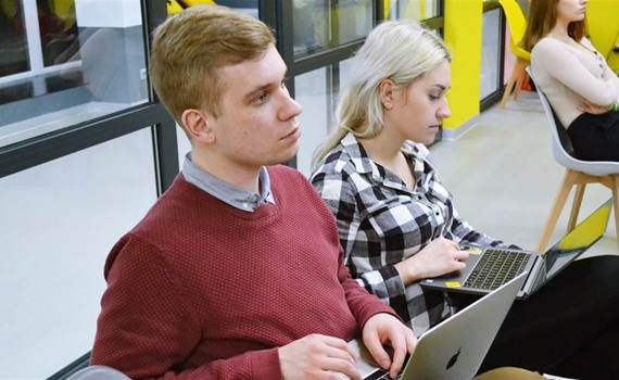 Хочу стать IT-шником. Как записаться на бесплатные курсы для жителей Донбасса