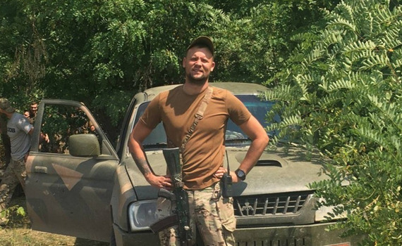 “Пентагон” помер від поранень. За місяць до великої війни у захисника Маріуполя народилась донька