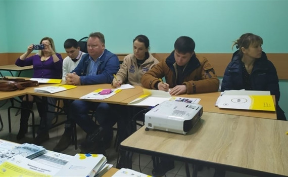 Кто и зачем создает на Донбассе советы переселенцев