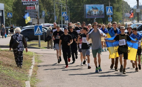 Ми віримо, що вони повернуться. У Запоріжжі відбувся забіг на підтримку військовополонених