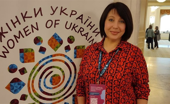 Створює вироби зі шкіри та порає господарство. Історія переселенки з Торецька Ольги Дриги