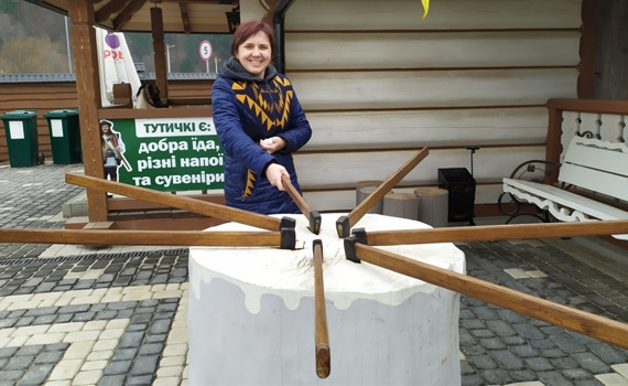 Я – з Донбасу, вперше побувала на Прикарпатті. Пояснюю, чому там йокає серце від захвату
