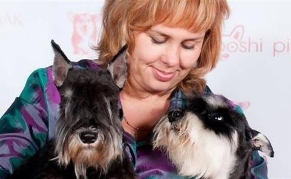 30 dogs, 1 cat, 3 people, and 3 bags of food in one car. History of evacuation from Mariupol