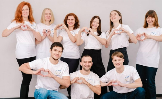 ПОРУЧ SPACE і гуманітарні місії на схід. Як працює волонтерська спілка, яку створили переселенці
