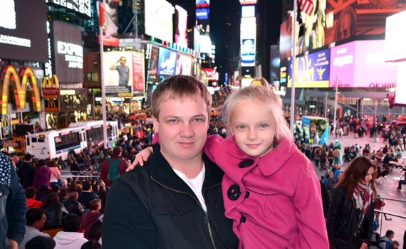 Cемья с тремя детьми из Макеевки переехала в США и купила дом в рассрочку. Как они этого добились