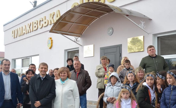 Учителям-переселенцам предлагают работу и жилье на Днепропетровщине. Мы узнали, на каких условиях
