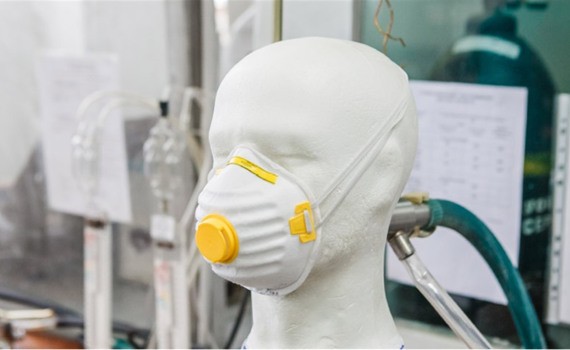 Почему эффект от маски как от дуршлага? И какие бывают виды респираторов? Отвечает Виталий Поляков 