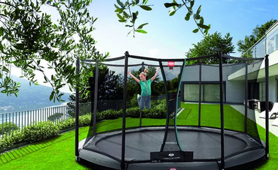 Развлечения для детей во дворе частного дома: как быстро и легко обустроить детскую площадку