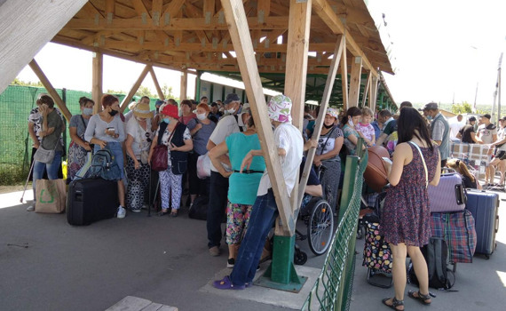 Что не так с работой КПВВ на Донбассе. Опубликовали отчет с главными проблемами