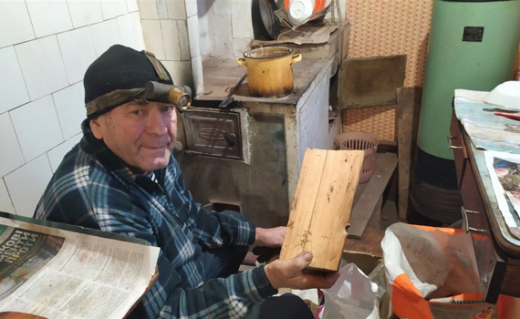 Газ, уголь или дрова. Сравниваем, сколько тратят на отопление в разных городах и домах на востоке