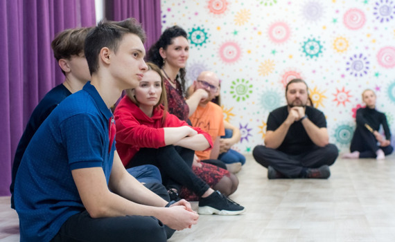 У Краматорську аматорський театр готує виставу. Інженери і електрики ставлять "Маленького принца"