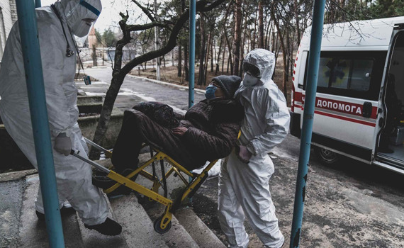 Луганщина воює з коронавірусом — у 10 кадрах Євгена Малолєткі, які не залишать вас байдужими