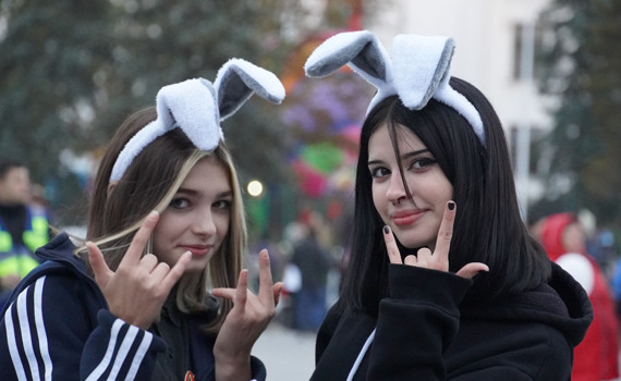 Смотрите, кто пришел на День города в Краматорске. Показываем самую яркую публику