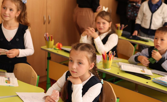 Оцініть доступність вашої школи. У новому проєкті ЮНІСЕФ допоможуть зробити її комфотною для всіх