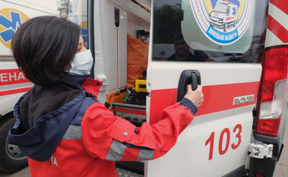 Мобильная связь упала, а мне срочно нужно вызвать "скорую" или полицию. Что делать?