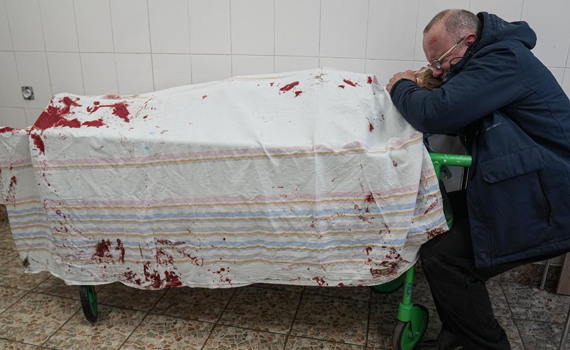 Мариуполь в жесткой блокаде под обстрелами нон-стоп. Спасите город от преступлений армии РФ