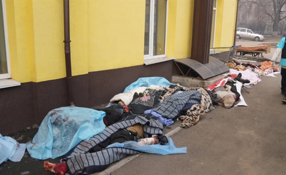 Мстислав Чернов и Евгений Малолетка показали миру трагедию Мариуполя. Вот их правда о блокаде