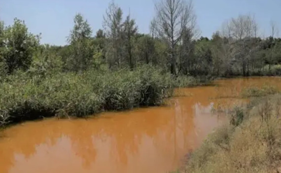 Через обстріли затопило три шахти на Луганщині. Це загрожує екологічною катастрофою в регіоні