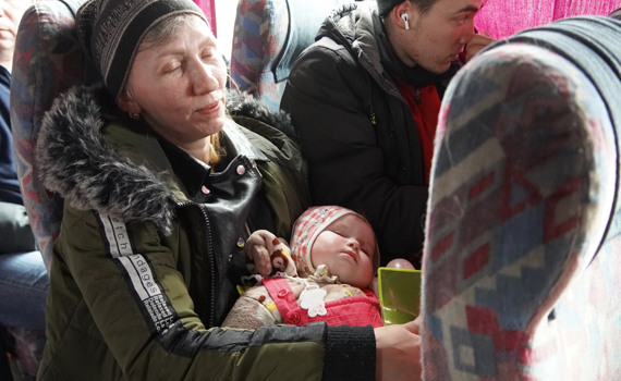 Эвакуация с востока Украины. Куда вывозят из Донецкой и Луганской областей частные перевозчики