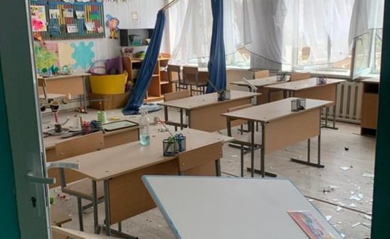 Торецк и Угледар под огнем России. Оккупанты обстреляли жилые кварталы и пункт выдачи гумпомощи