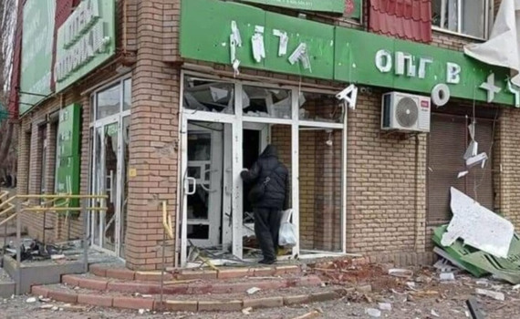 Наша дочка живет с диагнозом ДЦП. Она не выдержит эвакуацию, поэтому мы остались в Северодонецке
