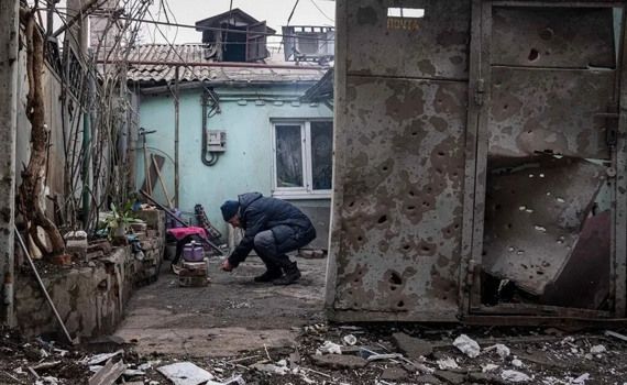Як збільшити шанси на виживання в блокадному місті. Пояснює житель Маріуполя Андрій Марусов