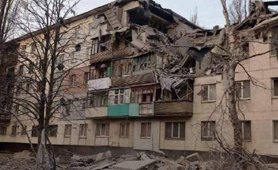 Пока говорю с вами, тут нещадно стреляют. Жительница Лисичанска о выживании под обстрелами