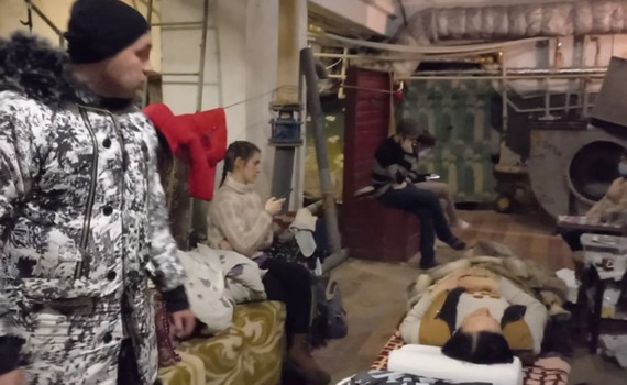 Сначала просили лекарства и продукты, теперь – стройматериалы. Волонтер о ситуации в Северодонецке
