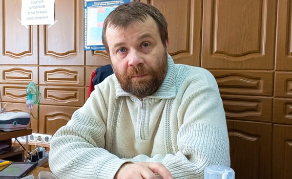 Врачи живут здесь 24/7. Роман Водяник о том, как работает больница в Северодонецке под обстрелами