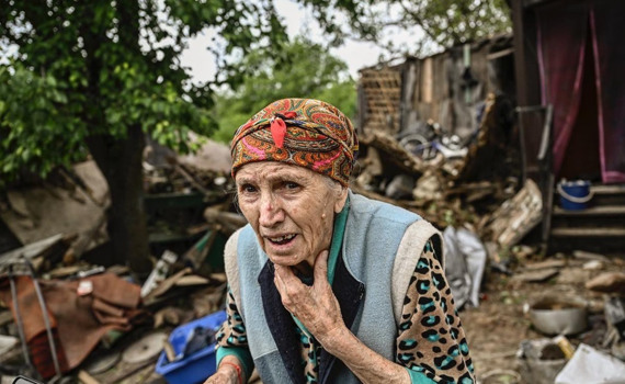 Война в Бахмуте. Российские войска разрушают город, а эвакуироваться теперь еще сложнее