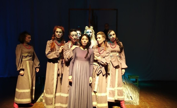 Demolished happiness. Actors from Luhansk theater reminisce about what they loved it for