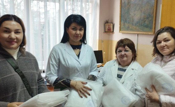Шиємо унікальні простирадла для військових шпиталів. Підтримайте сєвєродончанку Любов Павленко