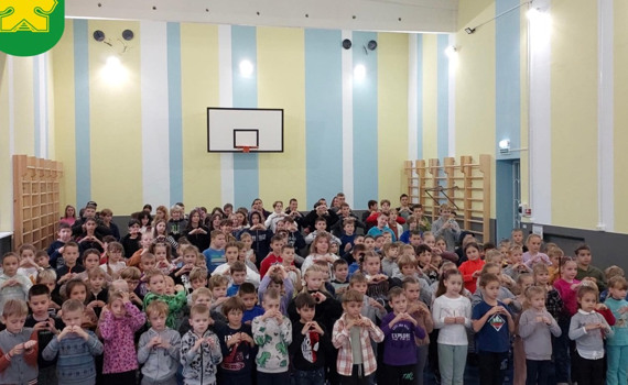 Взяли участь 179 шкіл з усієї України: бучанські школярі долучились до флешмобу і встановили рекорд